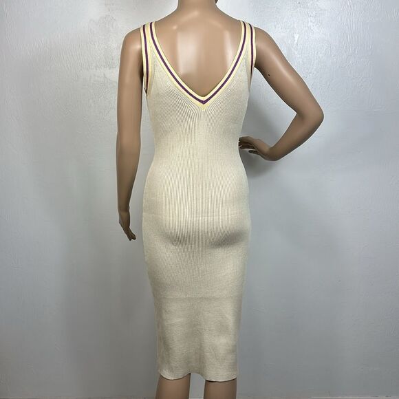 Sleeveless V-neck Midi Bodycon Dress In Light Beige Size M - Picture 4 of 9